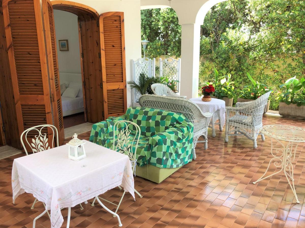 B&B Il Villino Torre Dell'Orso Exterior photo