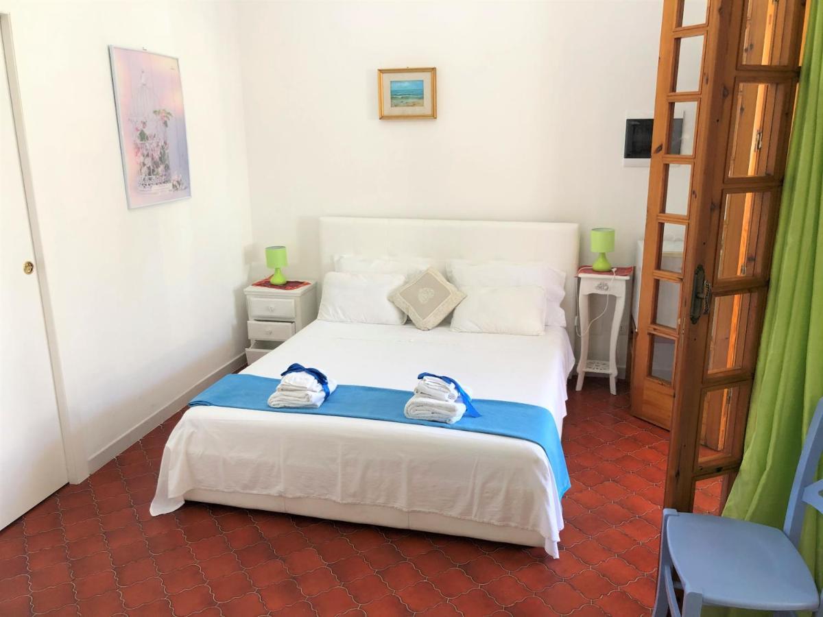 B&B Il Villino Torre Dell'Orso Exterior photo
